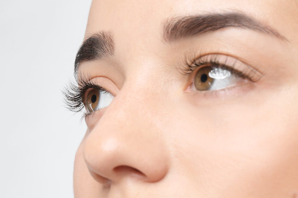 woman who has been using latisse on her eyelashes to make them grow